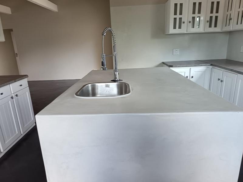 3 Bedroom Property for Sale in Albertinia Western Cape